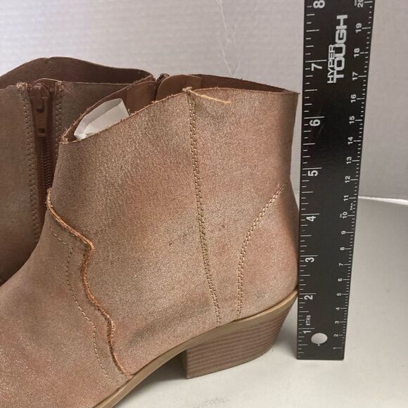 TIME &‎ TRU Shiny Zipper Booties Size 8 Brown - Picture 7 of 12